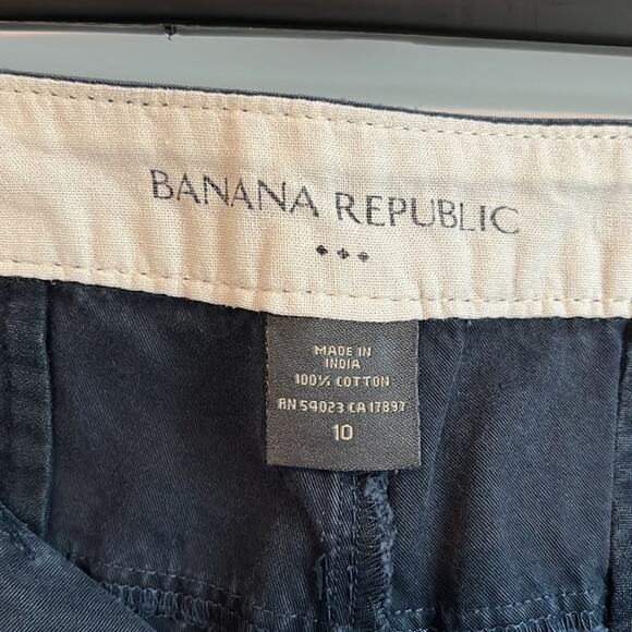 ⚡️ 3 for $20 ⚡️ Banana Republic Capris - Picture 5 of 8